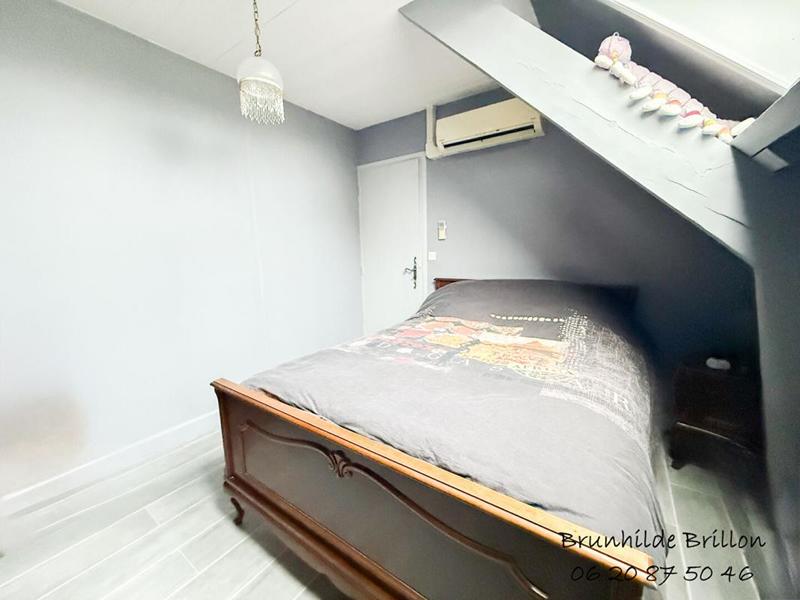 Maison - 145 m² - 7 pièces