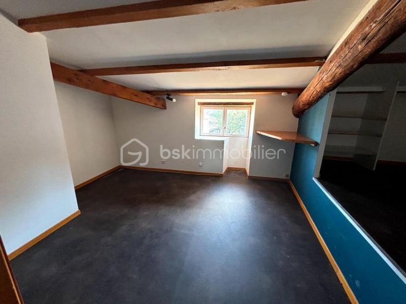 Maison en pierre - 97 m² - 3 pièces