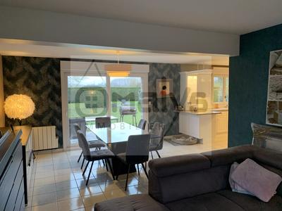 Maison - 108 m² - 5 pièces