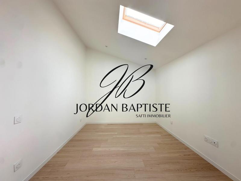 Maison - 120 m² - 4 pièces