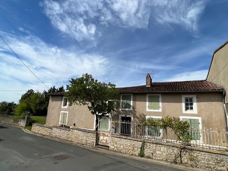Maison de village - 94 m² - 6 pièces