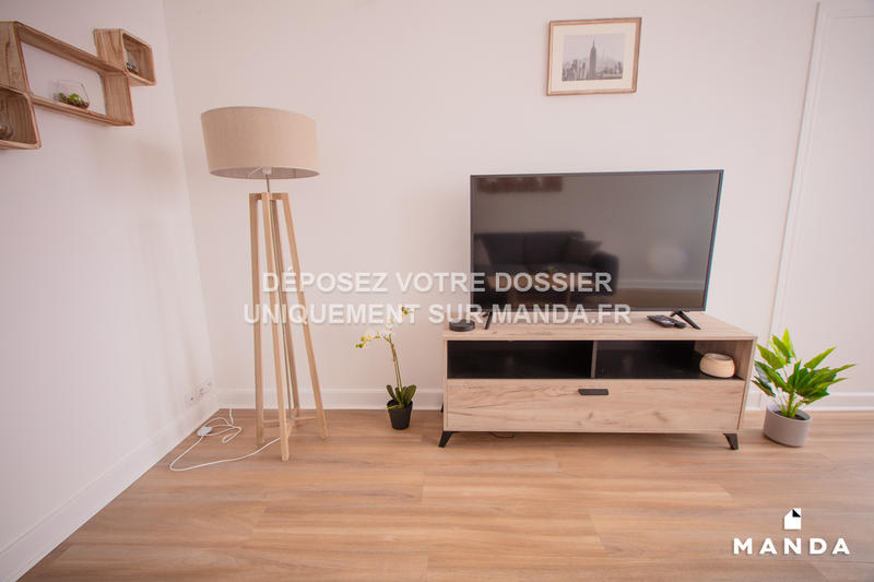 Chambre - 11 m² - 4 pièces
