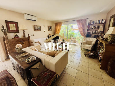 Maison - 97 m² - 4 pièces