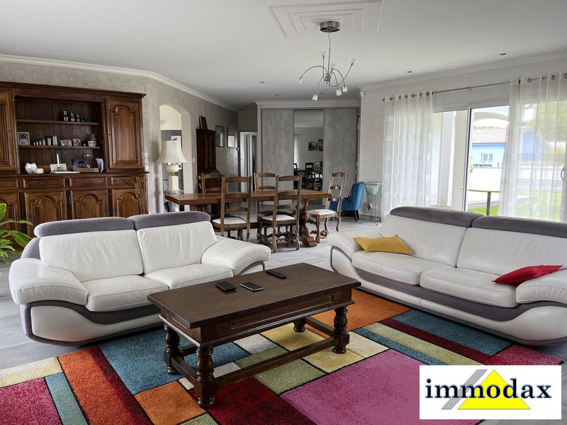 Maison contemporaine - 143 m² - 4 pièces