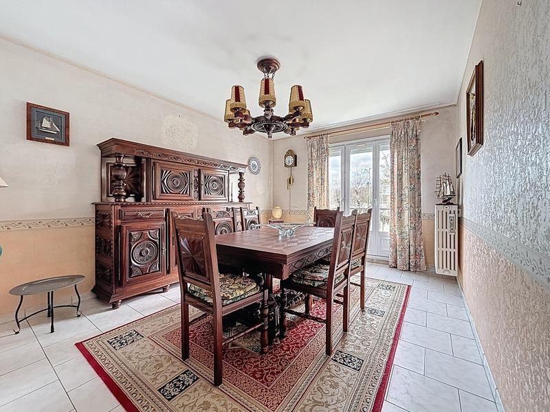 Maison - 96 m² - 4 pièces