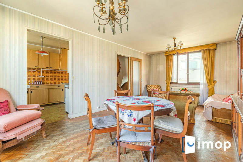 Pavillon - 121 m² - 7 pièces