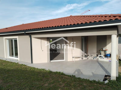 Maison - 104 m² - 6 pièces