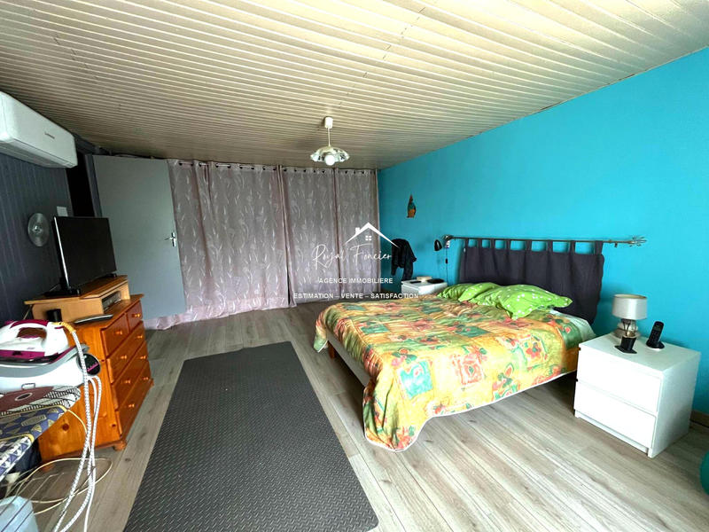 Maison ancienne - 255 m² - 8 pièces