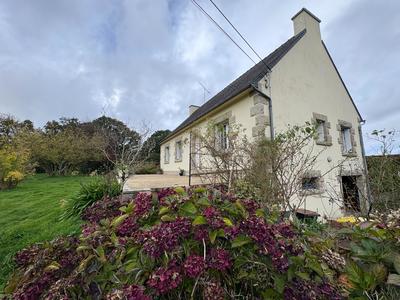 Maison - 90 m² - 7 pièces