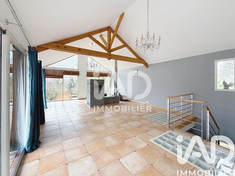 Maison - 191 m² - 7 pièces