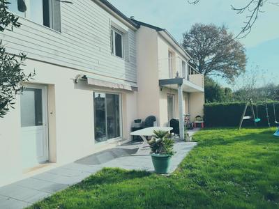 Maison - 160 m² - 7 pièces