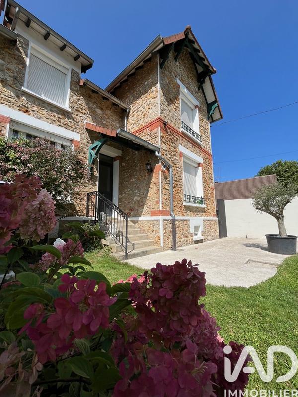 Maison - 175 m² - 8 pièces