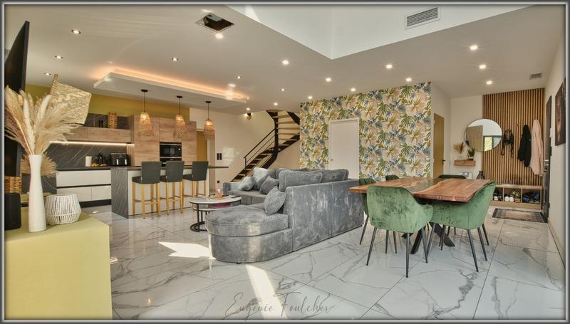 Maison d'architecte - 146 m² - 6 pièces