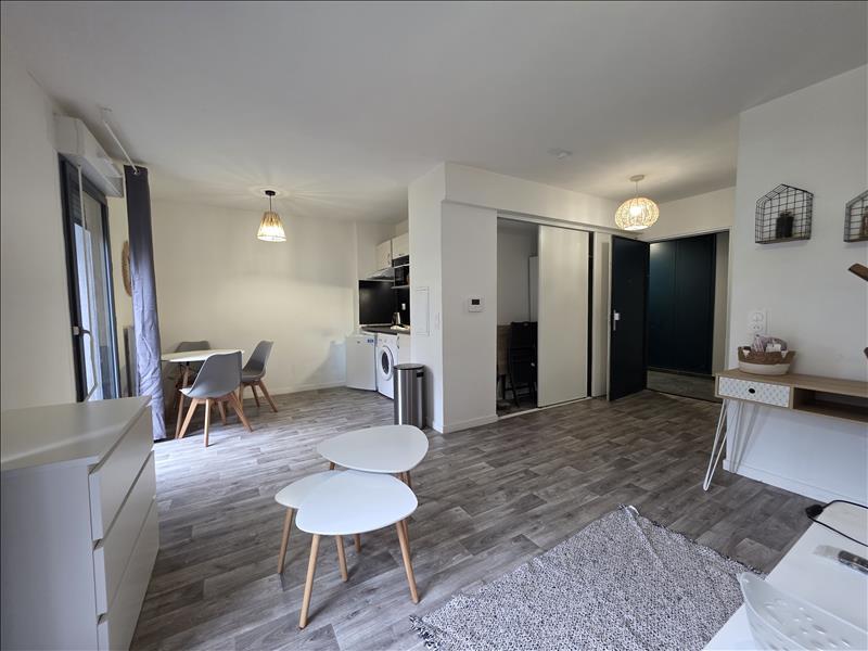 Studio - 35 m² - 1 pièce