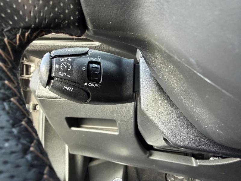 Peugeot 3008 Gt Line 130ch Eat8 1.5 Bluehdi