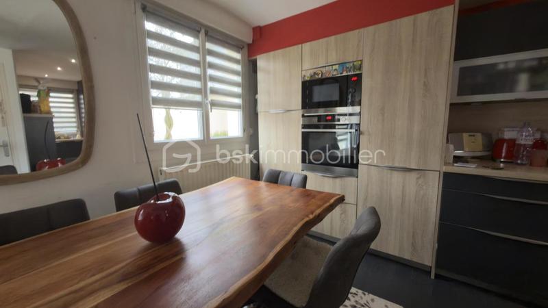 Maison - 82 m² - 5 pièces