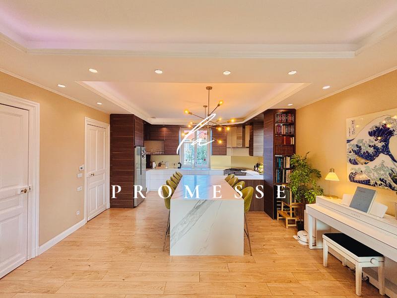 Appartement - 131 m² - 4 pièces