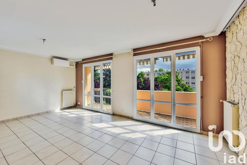 Appartement - 93 m² - 4 pièces