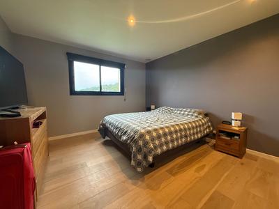 Maison - 180 m² - 7 pièces