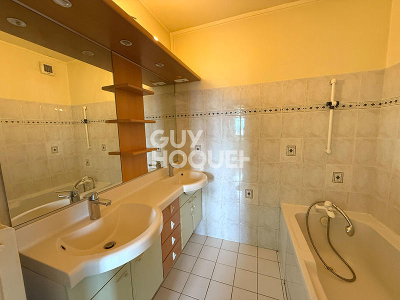 Appartement - 109 m² - 6 pièces