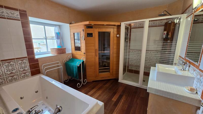 Maison de maîtres - 396 m² - 10 pièces