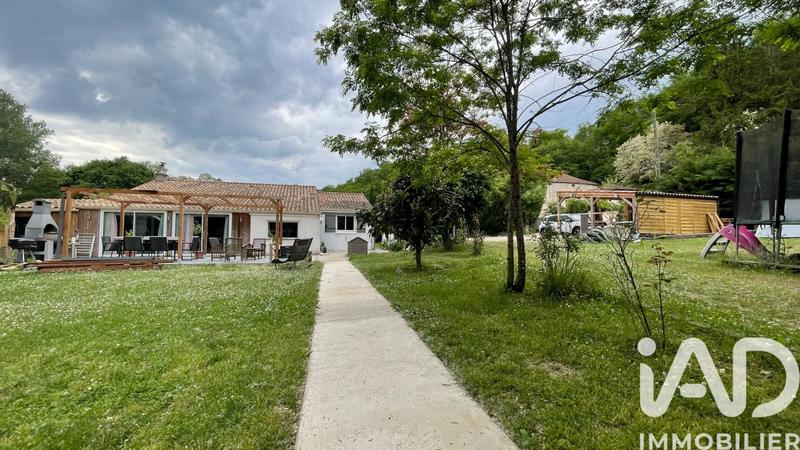 Maison - 150 m² - 7 pièces