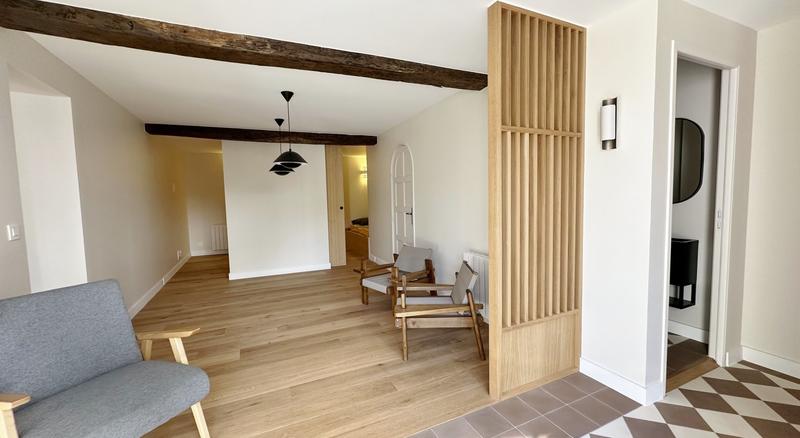 Maison - 200 m² - 6 pièces