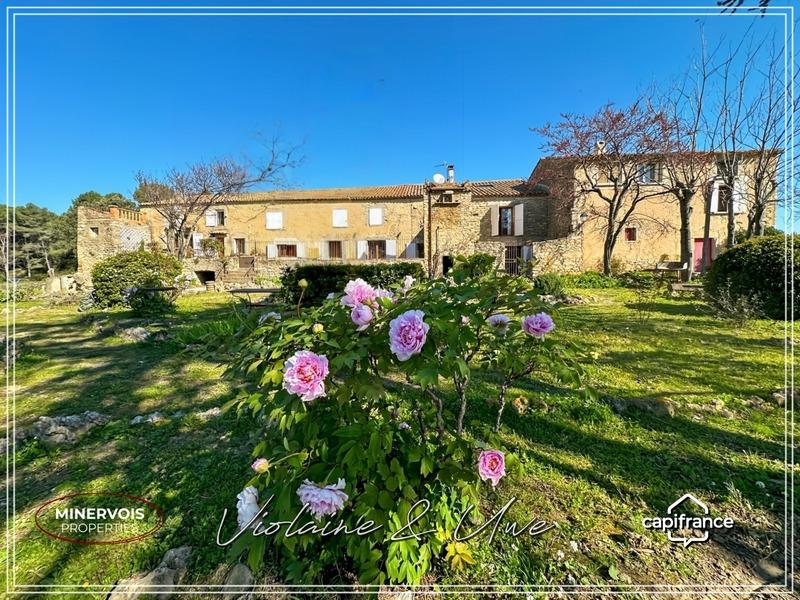 Maison - 446 m² - 16 pièces