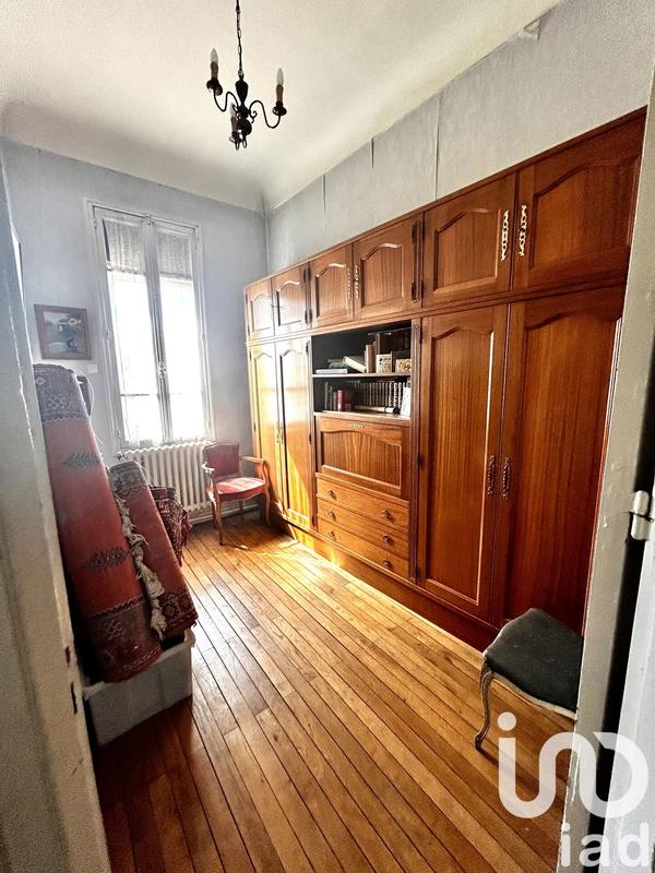 Maison - 227 m² - 9 pièces