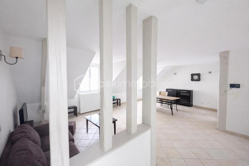 Loft - 62 m² - 4 pièces