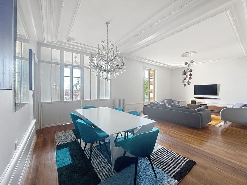 Bureau - 160 m² - 4 pièces