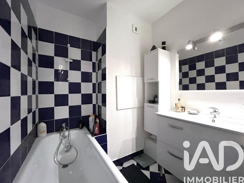 Appartement - 77 m² - 4 pièces