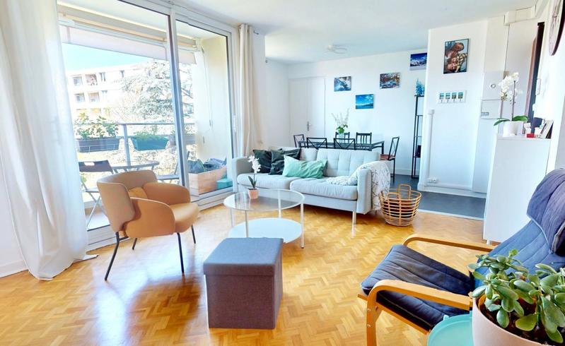 Appartement - 75 m² - 5 pièces