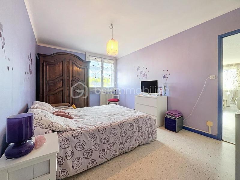 Appartement - 77 m² - 3 pièces