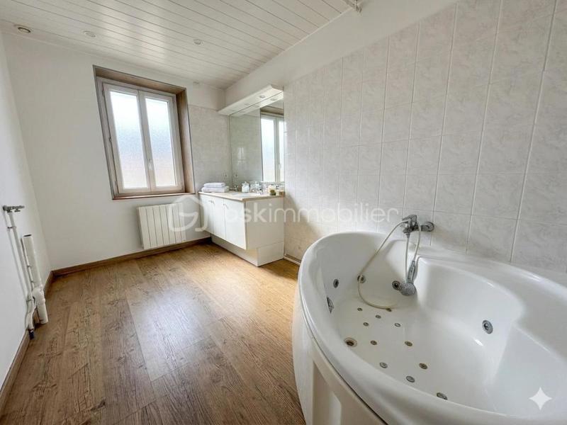 Maison - 134 m² - 5 pièces