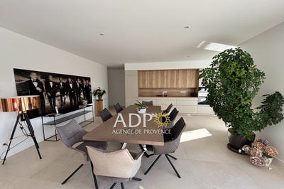 Maison - 128 m² - 4 pièces