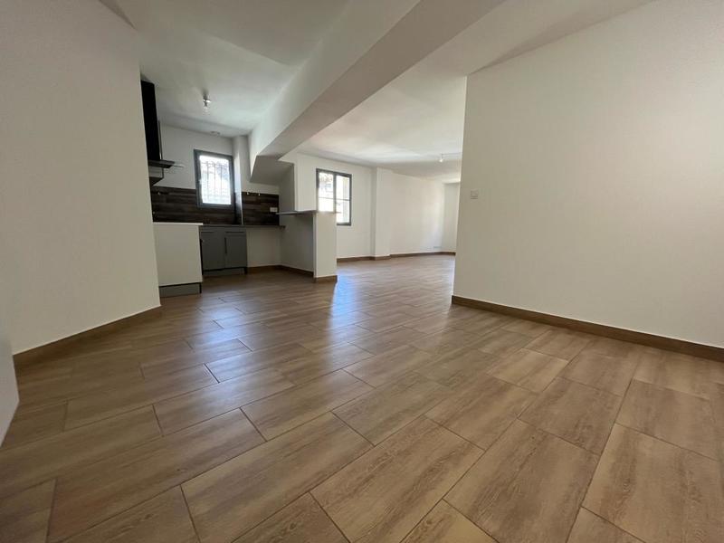 Appartement - 80 m² - 3 pièces
