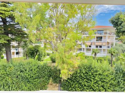 Studio - 27 m² - 1 pièce