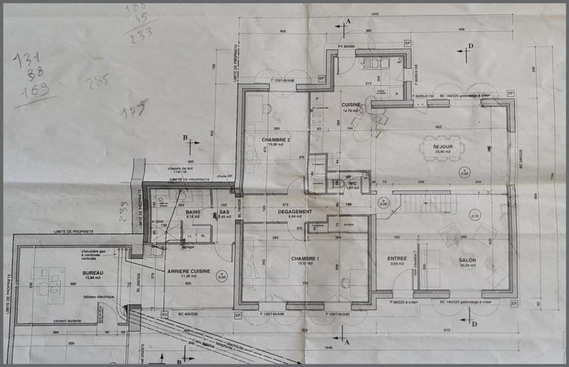 Maison - 153 m² - 9 pièces
