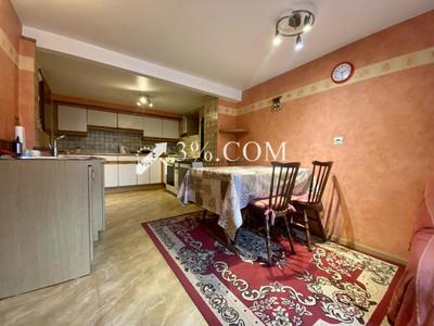 Maison - 166 m² - 6 pièces