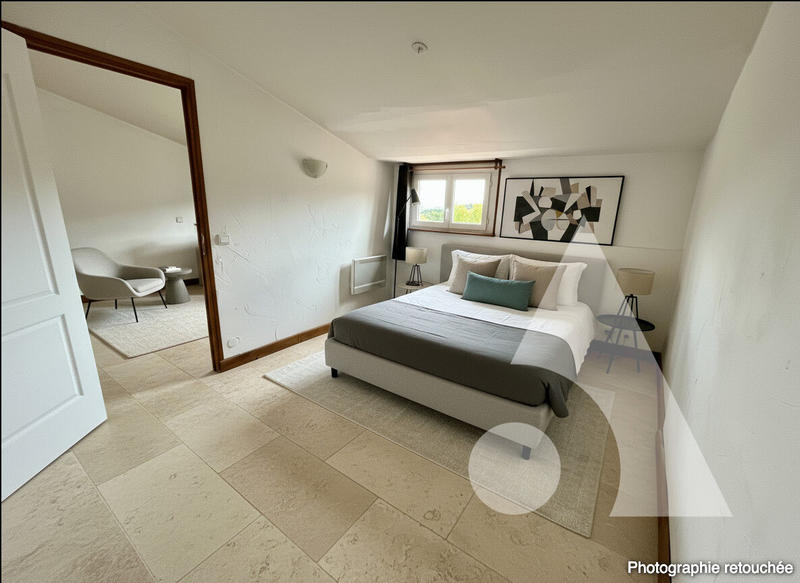 Appartement - 64 m² - 2 pièces