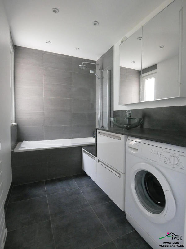 Appartement - 64 m² - 3 pièces