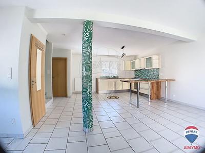 Maison jumelée - 100 m² - 4 pièces