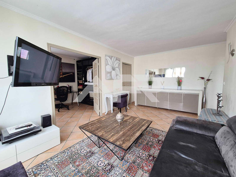 Appartement - 60 m² - 3 pièces