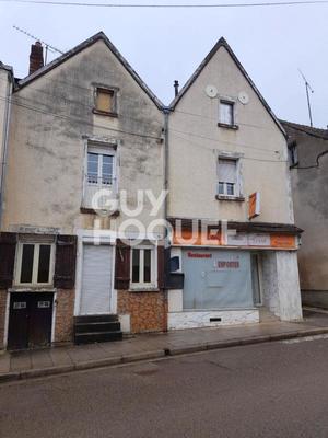 Immeuble - 180 m² - 6 pièces