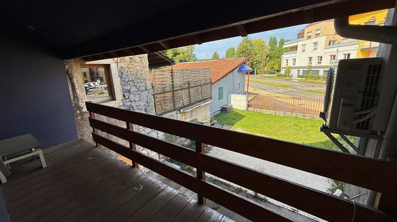 Maison - 210 m² - 10 pièces