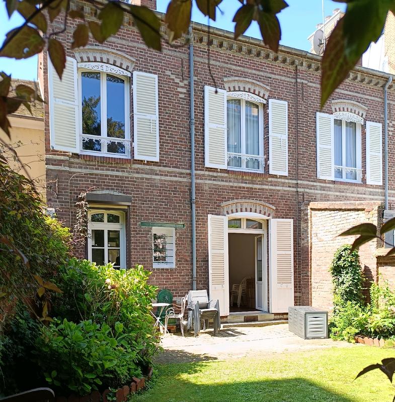 Maison bourgeoise - 115 m² - 6 pièces