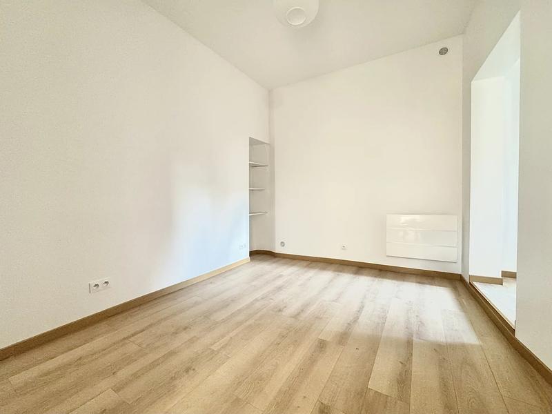 Immeuble - 122 m² - 7 pièces