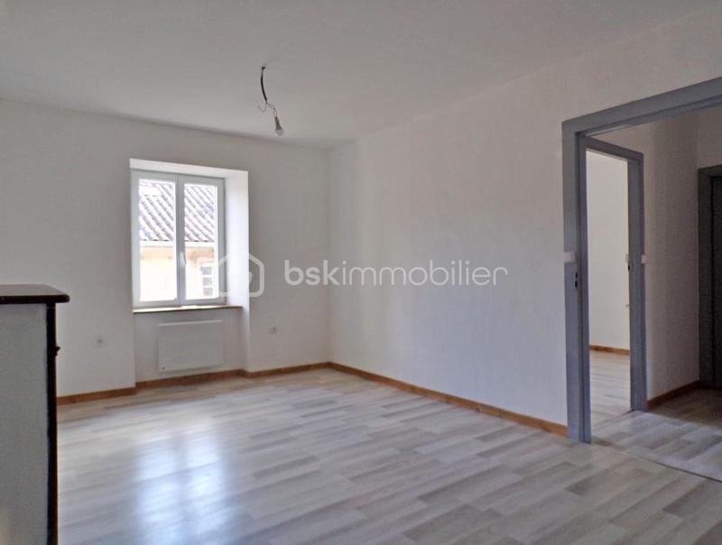 Maison de village - 256 m² - 10 pièces