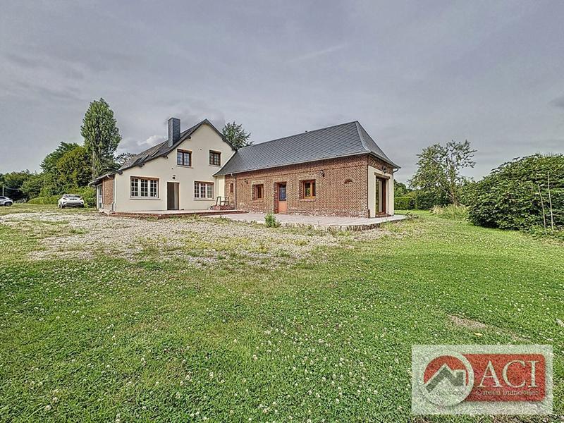 Maison - 4 800 m² - 6 pièces